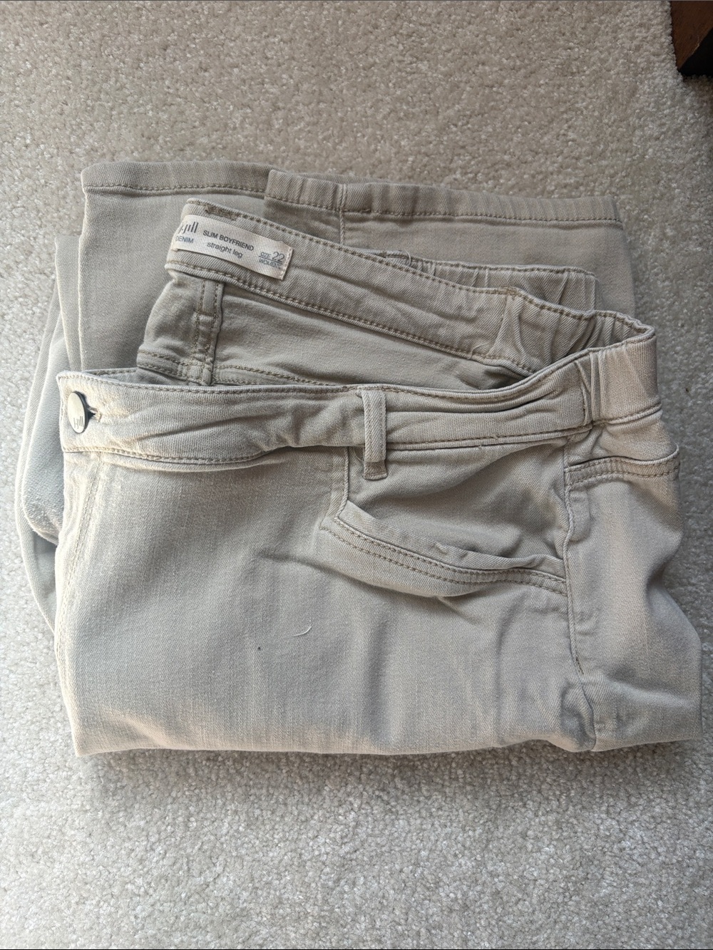 Slim Boyfriend Jeans in Light Beige